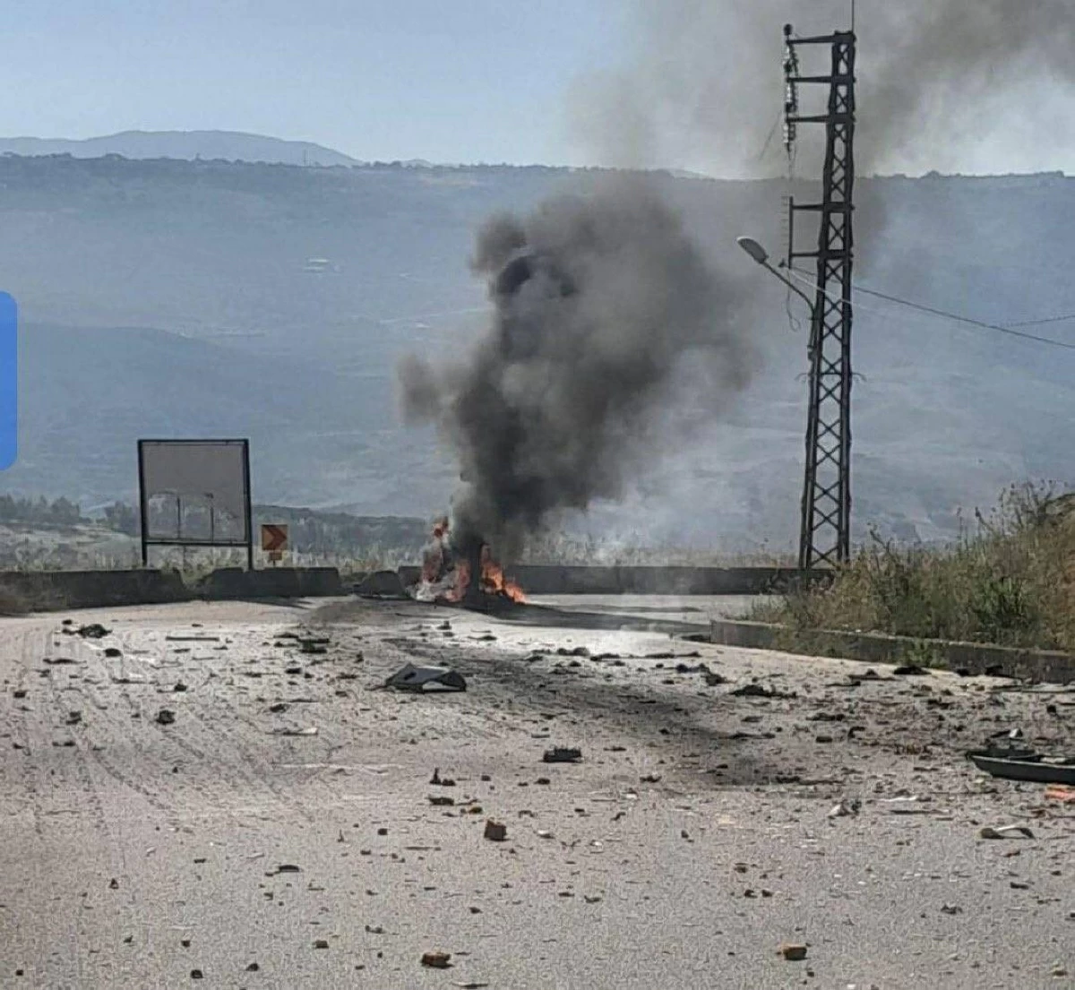 غارة إسرائيلية تستهدف آلية عسكرية في لبنان وتسفر عن قتلى