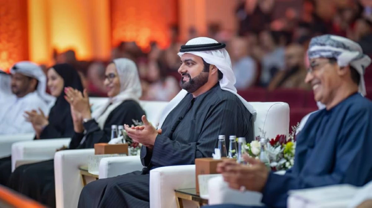 محمد بن حمد يؤكد دور الفن في تعزيز التقدم وتطوير الفرد