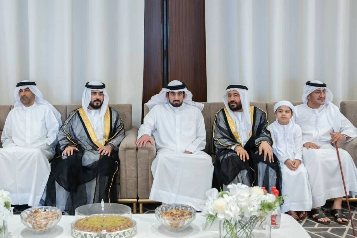 النائب الثاني لحاكم دبي والشيوخ يحضرون أفراح العلماء والتميمي