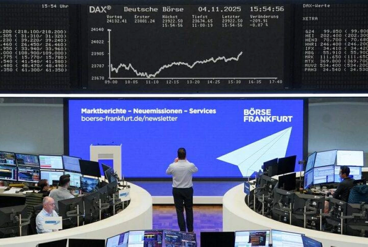 أسهم أوروبا عند أدنى مستوى في أسبوعين
