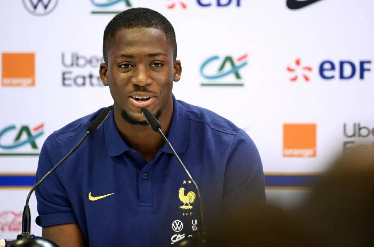 إبراهيما كوناتيه يوقع مع ريال مدريد حتى 2030