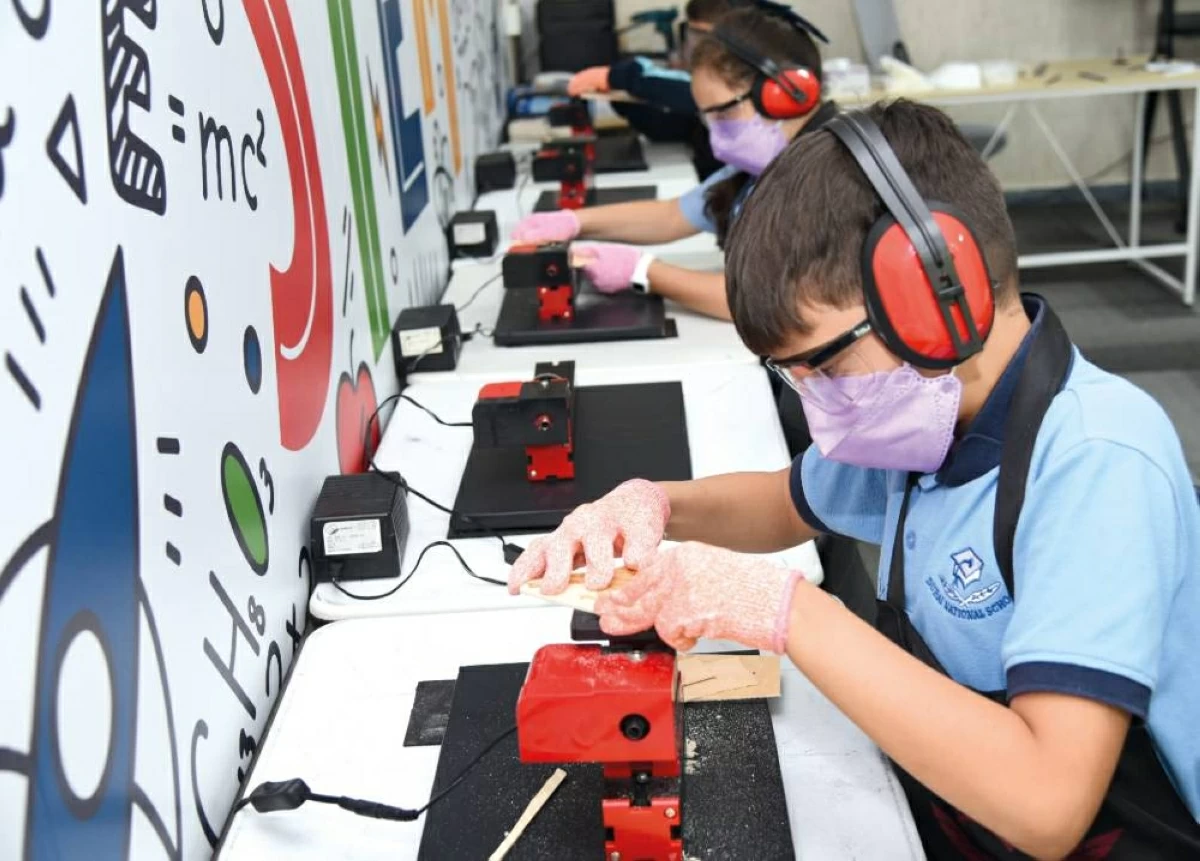 الإمارات العالمية للألمنيوم تؤسس مختبرات بمدارس وجامعات في الإمارات