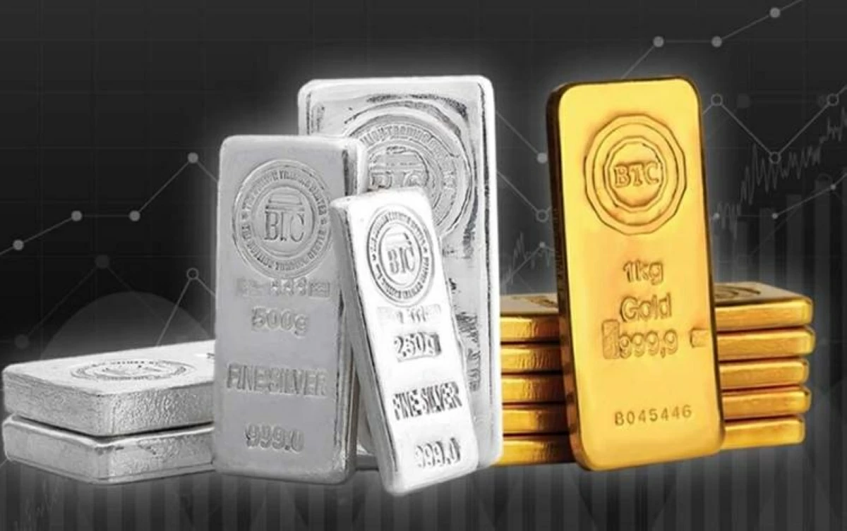 الذهب يواصل التراجع والفضة عند 68.50 دولار