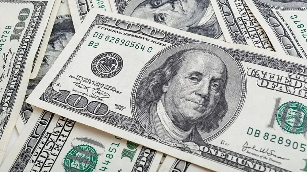 سعر الدولار في البنوك المصرية الأحد 14 يونيو 2026.. هل يواصل الانخفاض أمام الجنيه؟