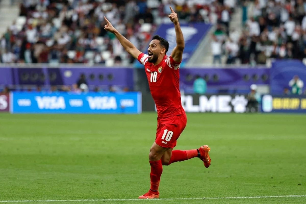 التعمري.. من المخبز إلى الملعب يحمل أحلام الأردن