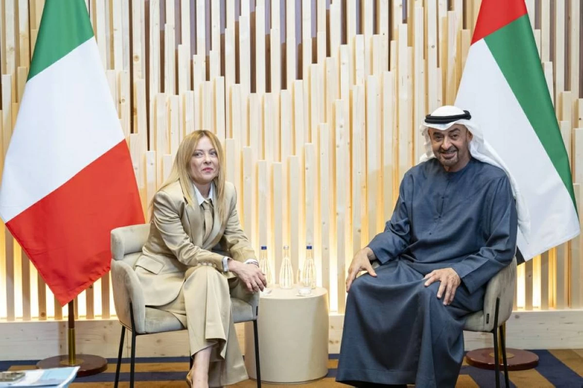 محمد بن زايد وميلوني يبحثان علاقات التعاون وعدداً من القضايا الإقليمية