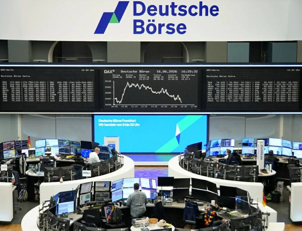 أسهم أوروبا تتراجع وسط توقعات برفع أسعار الفائدة