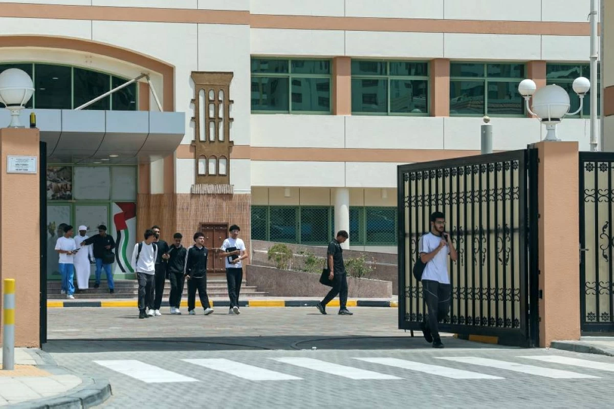 غالبية الطلبة تؤكد سهولة امتحان الكيمياء وعدم وجود مفاجآت