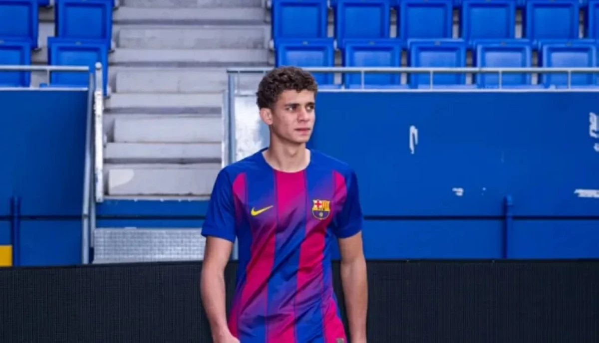 برشلونة يحتفي بموهبته المصرية حمزة عبد الكريم بعد إنجاز المونديال