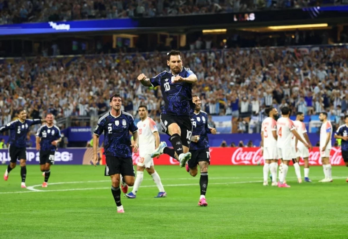 ميسي يحطم رقماً جديداً في كأس العالم ويتجاوز رونالدو
