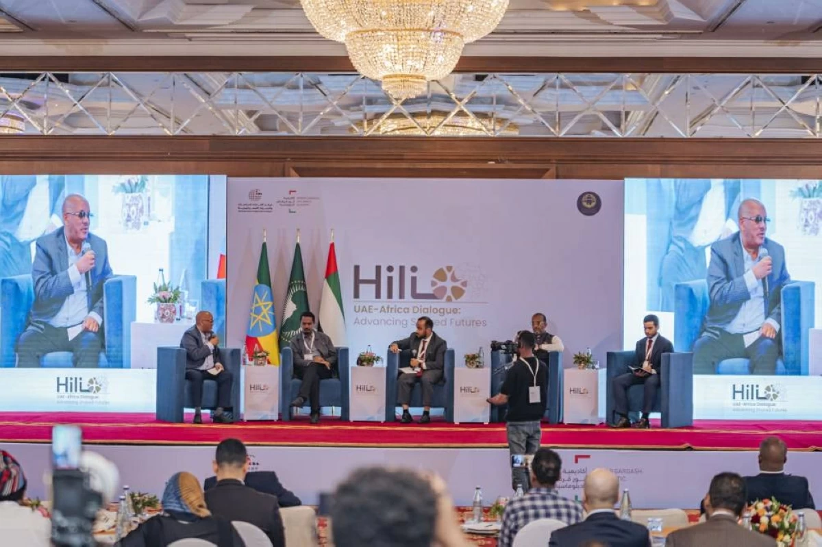 «حوار هيلي» يرسم مسارات الشراكة المستدامة بين الإمارات وإفريقيا