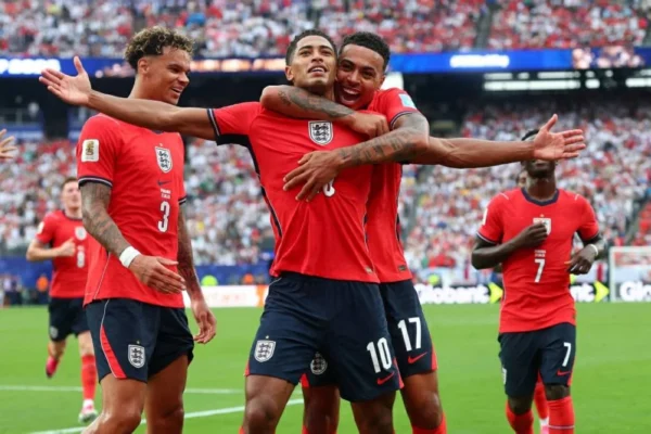 إنجلترا تتصدر.. وكرواتيا تتأهل لمواجهة البرتغال