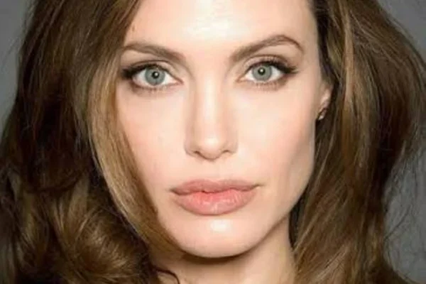 أنجلينا جولي: سنوات الانفصال كسرتني