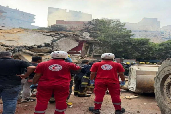 وفاة ضابط وعسكري في عمليات الإنقاذ.. القصة الكاملة لحريق منشأة ناصر في مصر
