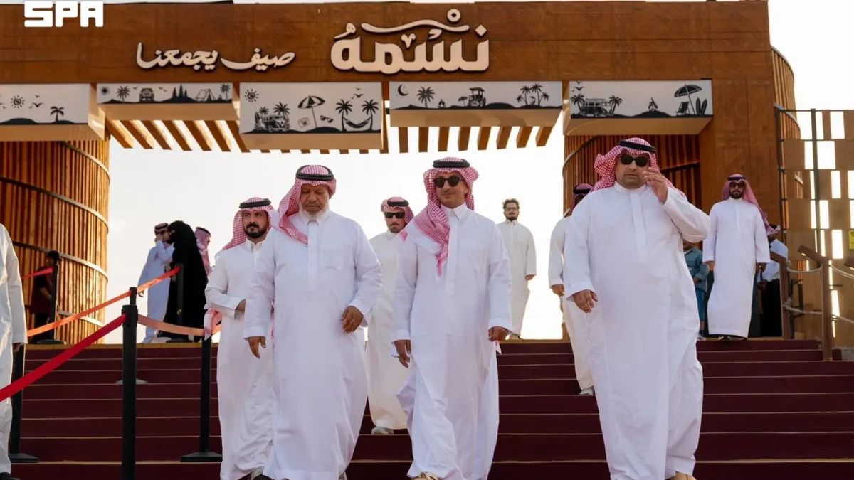 وزير السياحة يتفقد مشروعات الطائف السياحية في موسم صيف السعودية 2026