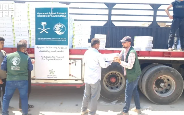 مركز الملك سلمان للإغاثة يوزع مساعدات غذائية في سوريا وغزة ونيجيريا