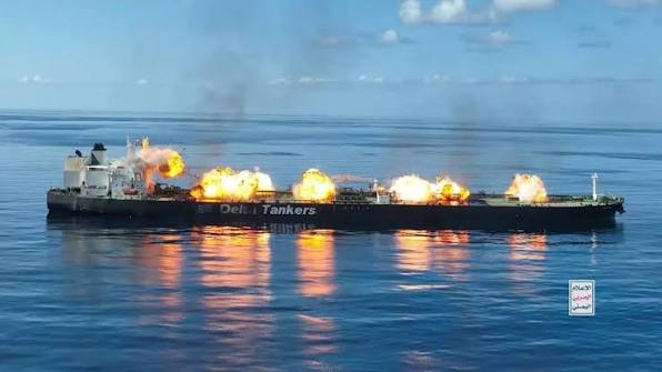 Reuters: Oil and Gas Tankers Turned Back from Crossing the Strait of Hormuz