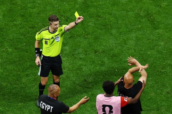 هل تعرض العرب للعنصرية في كأس العالم؟