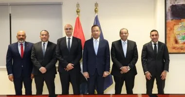 شريحة حماية الأطفال على الإنترنت.. ما الفرق بين “اطمن” و”اطمن على الآخر”؟