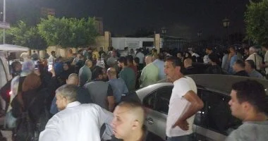 تشييع جثماني سيدة وطفلتها لقى مصرعهما إثر تسريب غاز داخل المنزل
