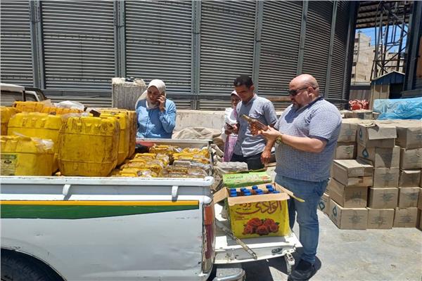 ضبط 600 لتر زيت طعام فاسد ببلطيم