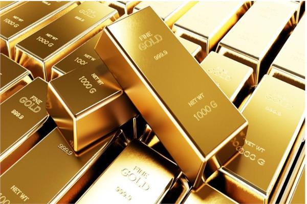 تراجع الذهب محليًا 40 جنيهًا مع هبوط الأوقية عالميًا