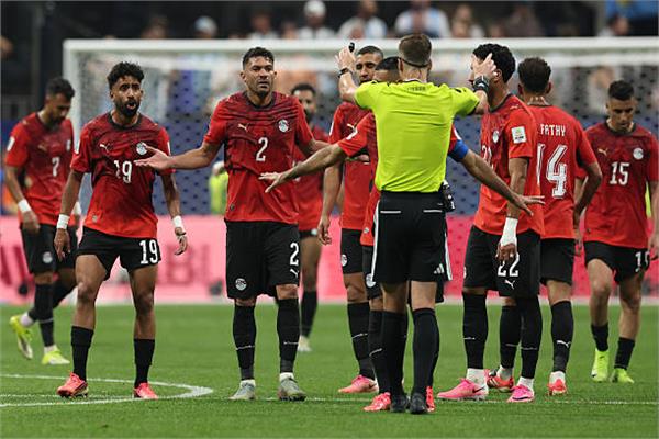 كأس العالم 2026.. ماذا قال نجوم العالم عن فضيحة التحكيم في مباراة مصر والأرجنتين؟
