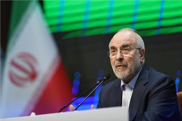 طهران تتحدى واشنطن: مضيق هرمز لن يُفتح إلا بشروط إيرانية