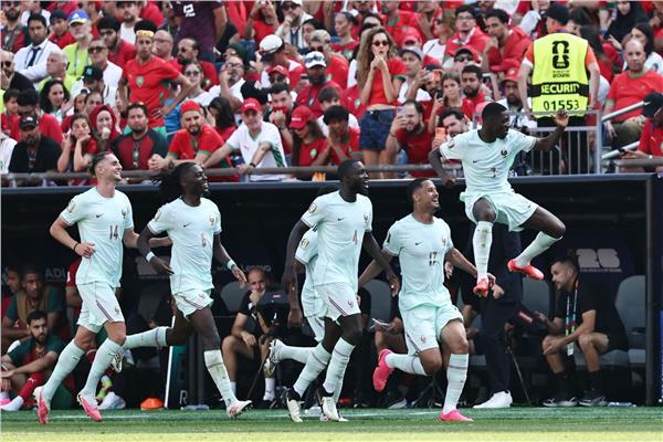 فرنسا تضرب المغرب بثنائية وتتأهل لنصف نهائي كأس العالم 2026