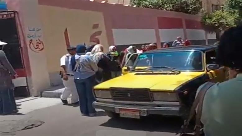 إغماء طالبة داخل لجنة الثانوية العامة في قنا بعد تناولها حبوب مجهولة