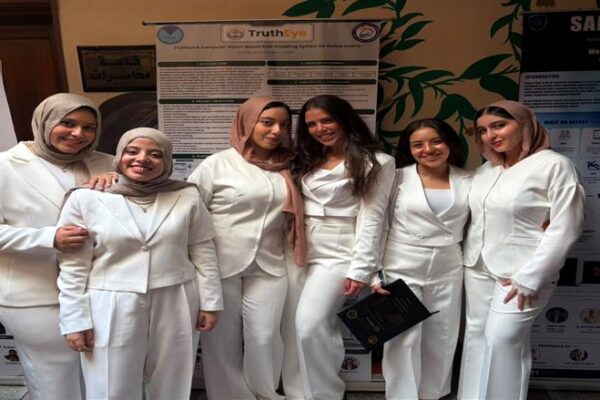 «يكتشف الغش بحركة العين».. طلاب «حاسبات بني سويف» يبتكرون منصة TruthEye لضمان نزاهة الامتحانات