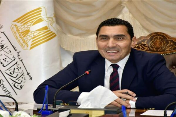 وزير الرياضة: تاريخ الكرة المصرية يؤكد نجاح المدرب الوطني في صناعة الإنجازات