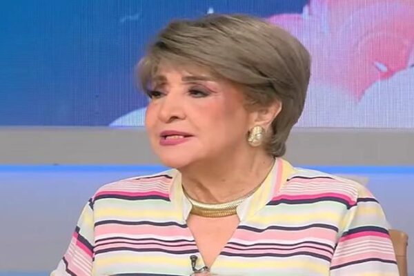 سناء منصور: لا أتبع أي رجيم ولا أجيد الالتزام بالأنظمة الغذائية المختلفة
