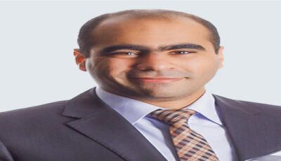 طبيب نفسي يكشف أضرار توبيخ الطفل: يزيد الغضب والعناد بداخله