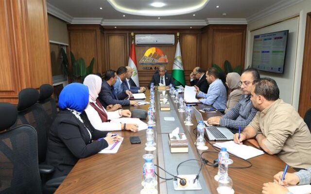 محافظ الجيزة يوجه بدعم منظومة النظافة في كرداسة بمليوني جنيه