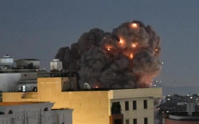 إعلام إيراني: 14 انفجارًا جنوبي البلاد وهجوم على ناقلة نفط قرب هرمز
