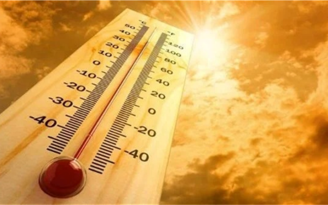 4 ظواهر جوية تسيطر على طقس اليوم.. درجة الحرارة المحسوسة بالقاهرة تسجل 42