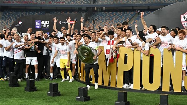 جون إدوارد يطلب صرف جزء من مستحقات لاعبي الزمالك المتأخرة قبل انطلاق الموسم الجديد