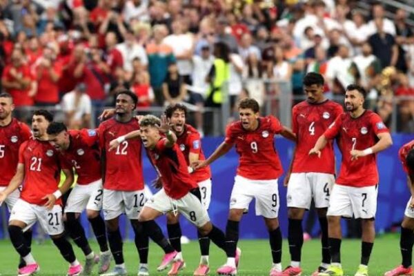 تضاعف معدلات الاستماع لأغنية «هنا مصر هفضل كل مرة أجيلك» مع مشاركة المنتخب المصري في كأس العالم