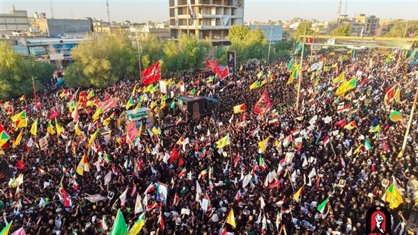 تحت رايات “الثأر”، حشود عراقية مليونية تودع خامنئي في النجف الأشرف (فيديو وصور)