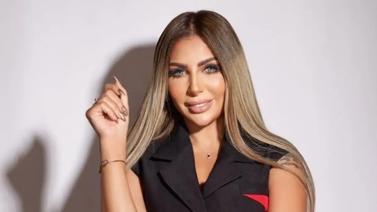 تأجيل محاكمة سارة خليفة و27 آخرين في قضية المخدرات للغد لاستكمال المرافعة