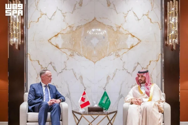وزير الدفاع ونظيره الكندي يستعرضان العلاقات السعودية الكندية – أخبار السعودية