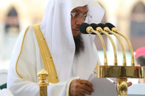 خطيب المسجد الحرام: معيّة الله سبحانه للمؤمنين أفضل زاد في رحلة الحياة – أخبار السعودية
