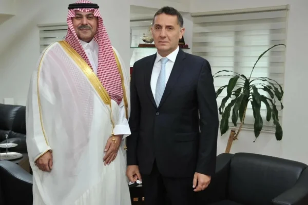 «الدوسري» يلتقي رئيس شعبة معلومات قوى الأمن الداخلي اللبناني – أخبار السعودية