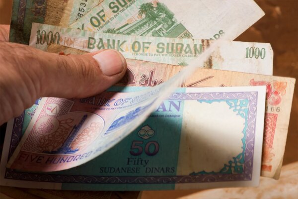 إجراءات مالية وتجارية غربي السودان ترسم اقتصادا موازيا | اقتصاد