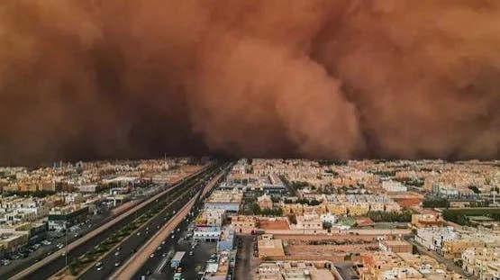 45 ساعة غبار في الإقليم خلال يوم واحد وإيران في المقدمة بـ32 ساعة