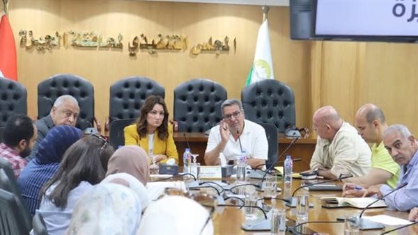 نائب محافظ الجيزة تترأس اجتماعًا لمتابعة استكمال تنفيذ مشروع طريق الإخلاص وحل المعوقات التنفيذية