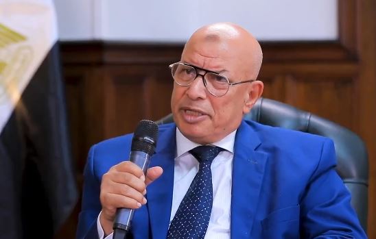 رئيس القابضة لمياه الشرب: أتلقى 200 شكوى يوميًا على هاتفي وأتابع حلها بنفسي