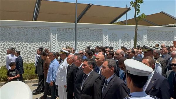 بالصور.. مصر تايمز يرصد لحظات تشييع جنازة اللواء محمد الشربيني من مسجد حسن الشربتلي