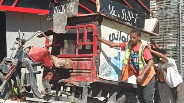ضبط إشغالات وأنشطة مخالفة بمنطقة الحصري بمدينة 6 أكتوبر..صور